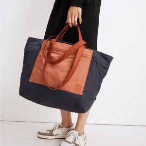 Madewell The Sport Tote Bag in Colorblock Dark Baltic Multi
